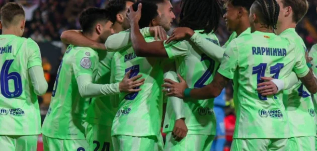 برشلونة يسابق الزمن لرحيل الثلاثي قبل تسجيل صفقاته الجديدة